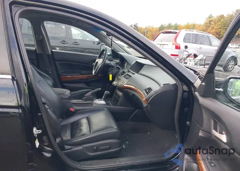 2011 Honda Accord 3.5 Ex-L из США, поврежденный, VIN 1HGCP3F8XBA008211